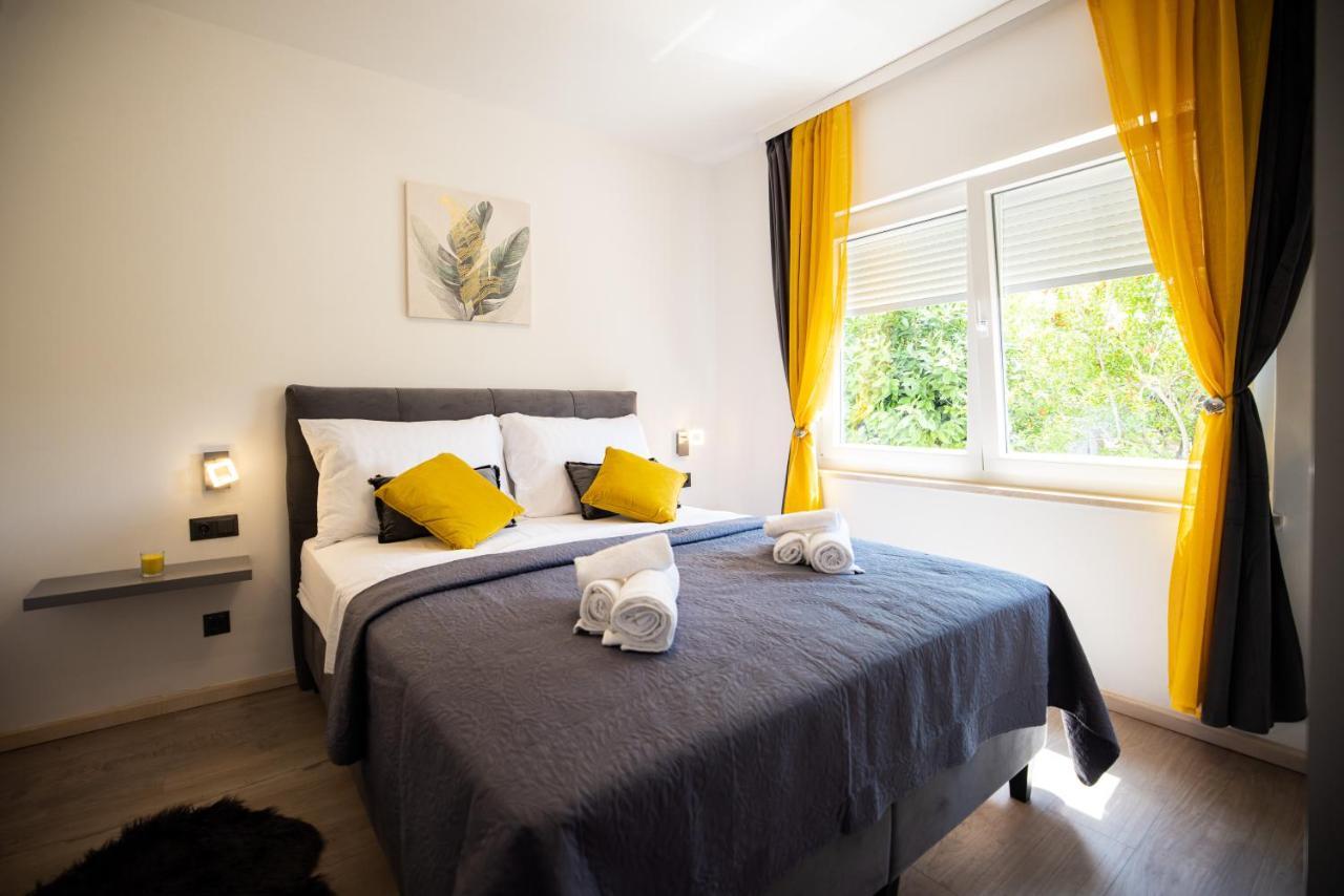 Villa Nila Zara Esterno foto